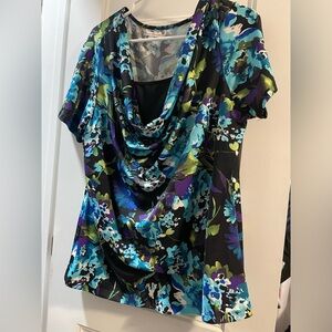 Classic Editions black Floral top XXL EUC